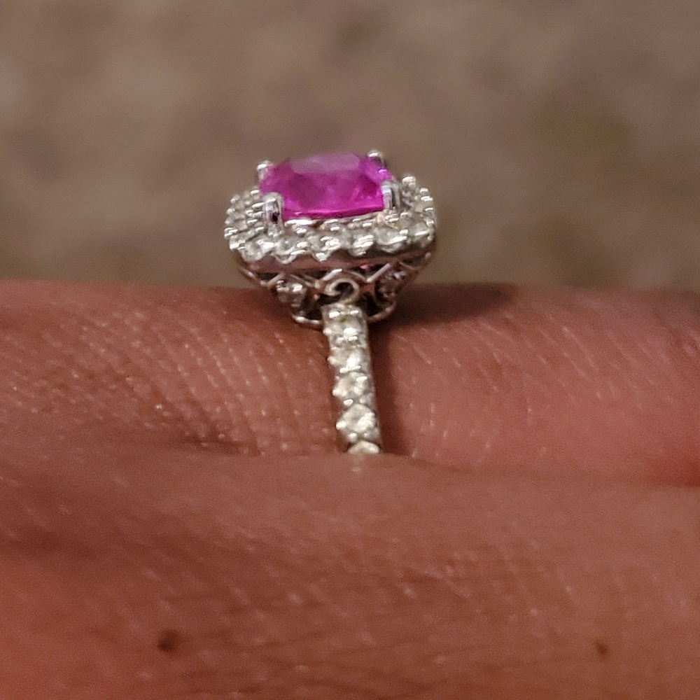 Ring - Picture 4 of 5